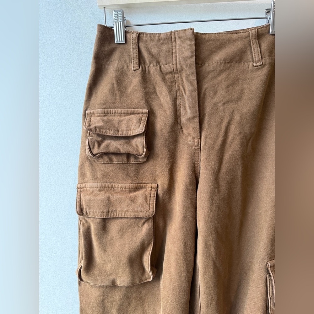 Wilfred Aritzia Picture Cargo Pants in Camel Brown - Picture 5 of 7